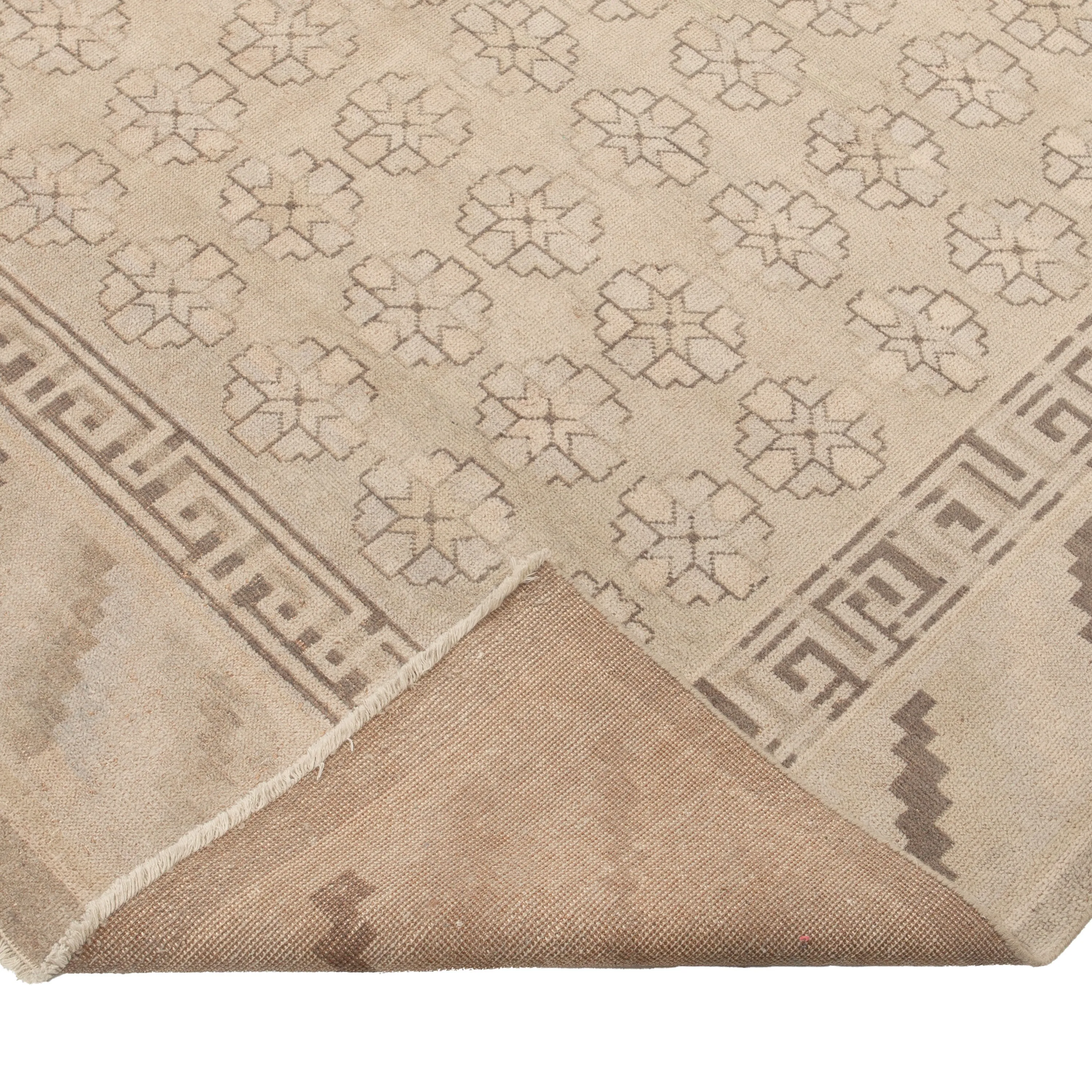 Beige Traditional Wool Rug - 9'6" x 13'6"